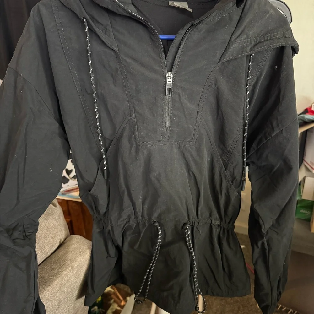 CALIA by Carrie Underwood Black Hoodie - Picture 2 of 2